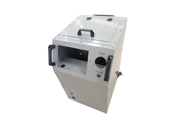 Dry ice cleaning machine
